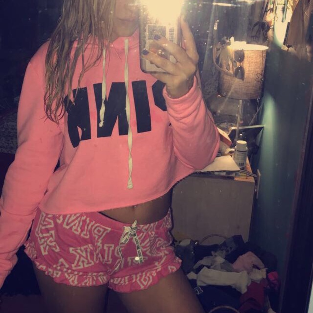 Pink vs crop hoodie